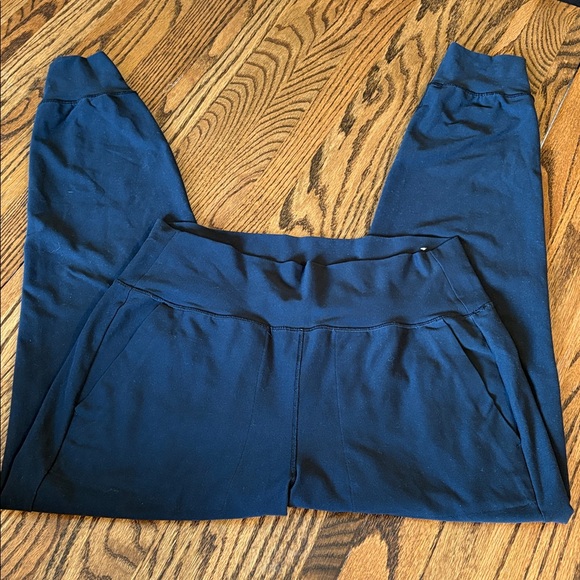 Maternity Joggers - Picture 2 of 6